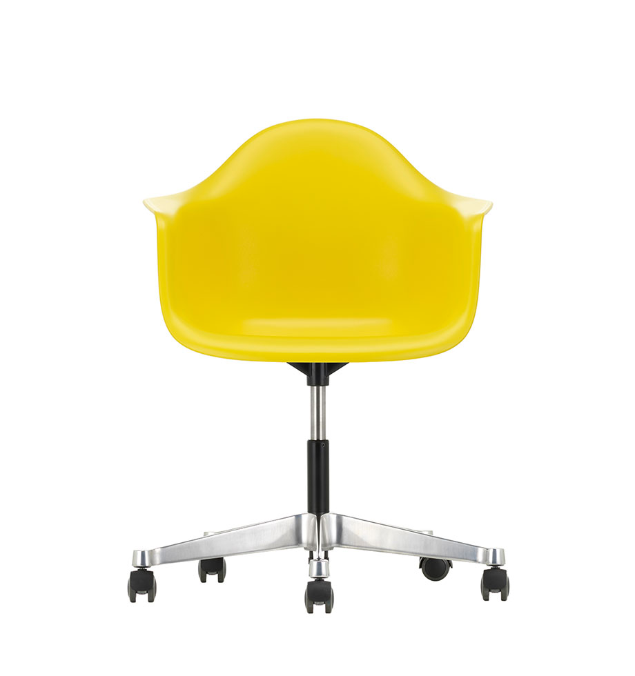 Eames Plastic Armchair PACC von Vitra - bei POPO in Bremen