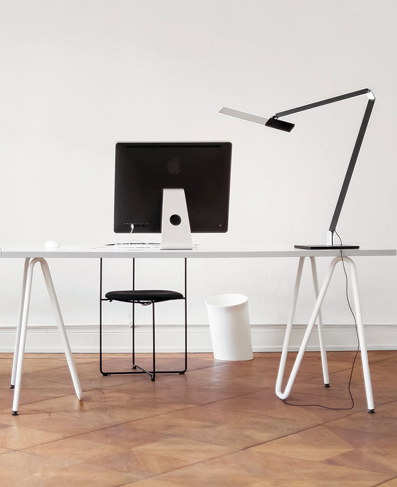 POPO Lichtplanung Büroeinrichtung - Schreibtischlampe 'Roxxane' von Nimbus