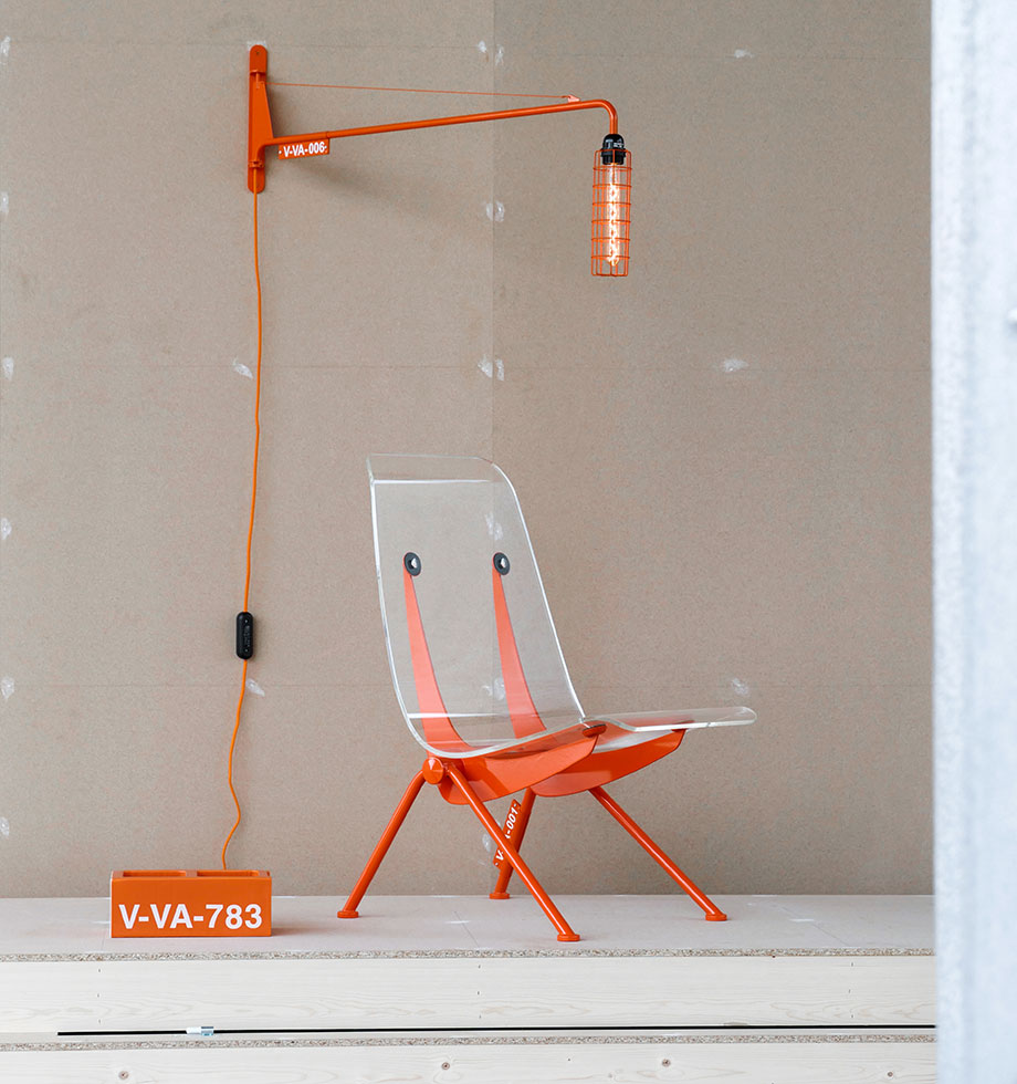 vitra Sonderedition Stuhl von Virgil Abloh