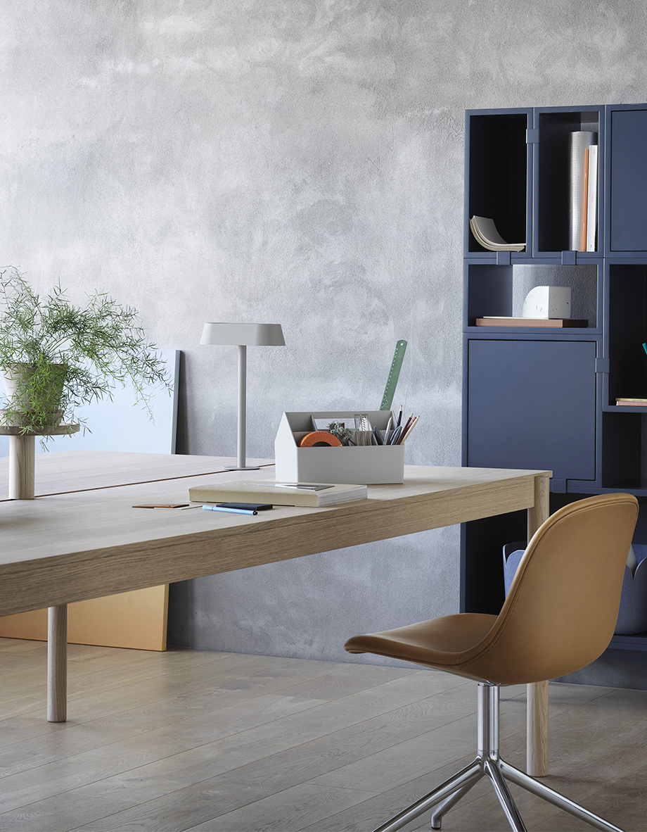 Linear Homeoffice System von Muuto | POPO Möbel Bremen