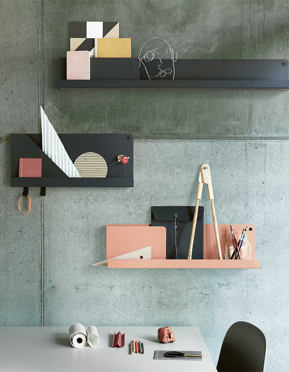 'Folded' Wandregal von Muuto | POPO Möbel Bremen Kompaktes Wandregal 'Folded' von Muuto | POPO Möbel Bremen
